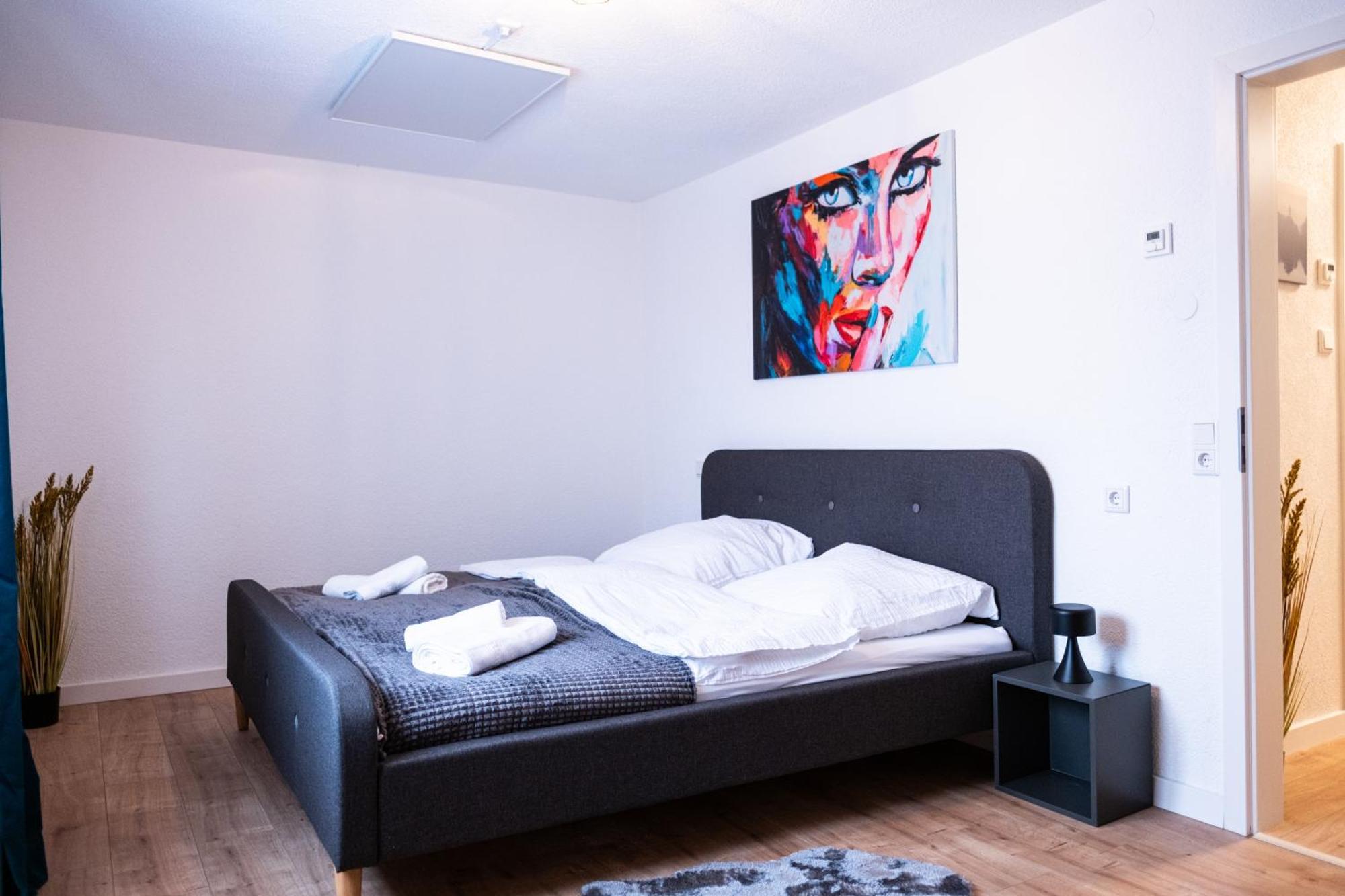 Klassen Apartments! Stadtnahes Ferienhaus* Mit Terrasse In Aulendorf * Fuer 6-8 Personen Eksteriør billede