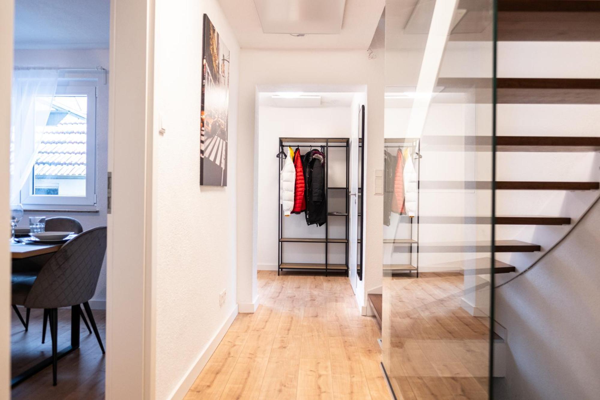 Klassen Apartments! Stadtnahes Ferienhaus* Mit Terrasse In Aulendorf * Fuer 6-8 Personen Eksteriør billede