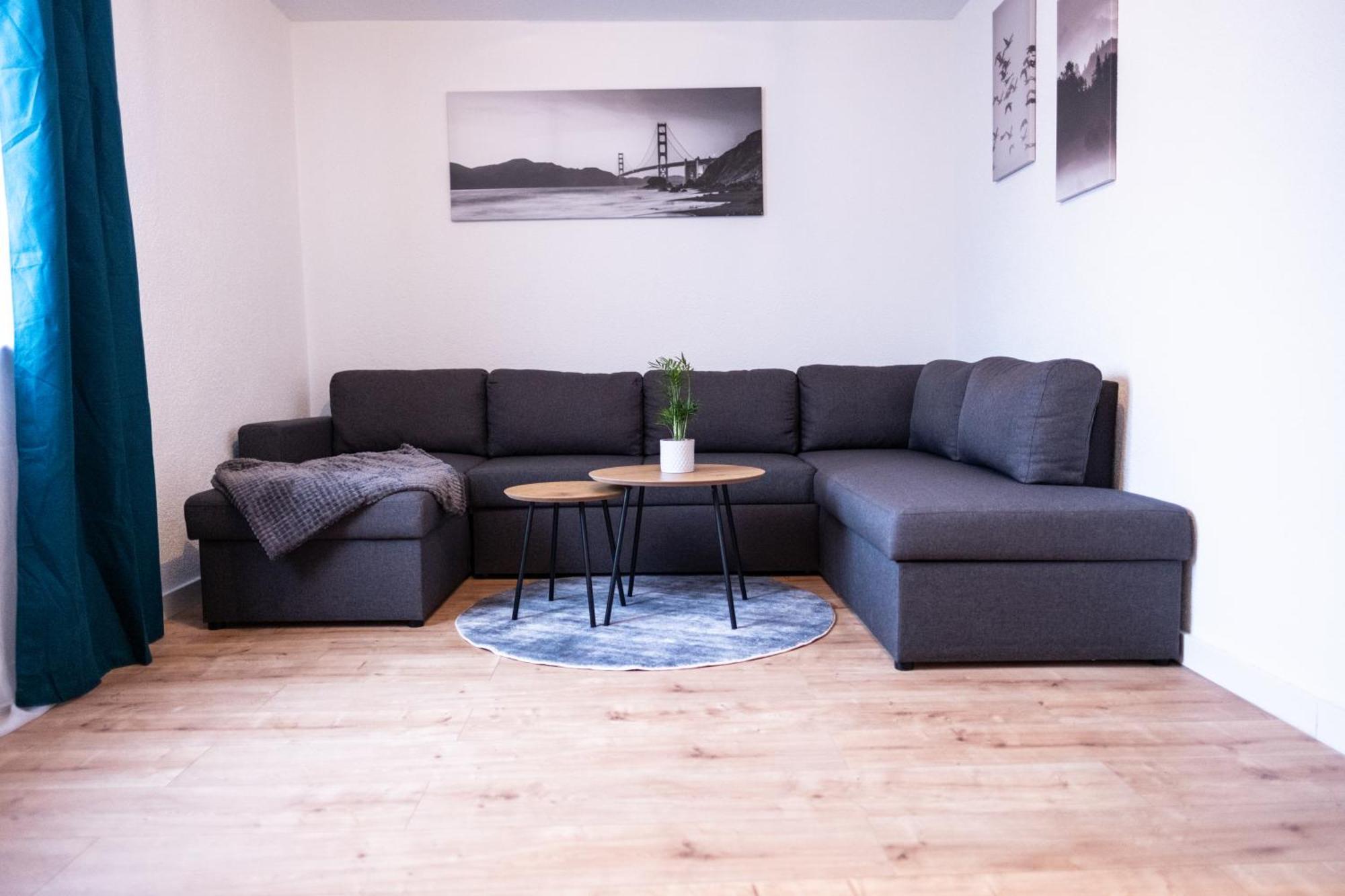 Klassen Apartments! Stadtnahes Ferienhaus* Mit Terrasse In Aulendorf * Fuer 6-8 Personen Eksteriør billede